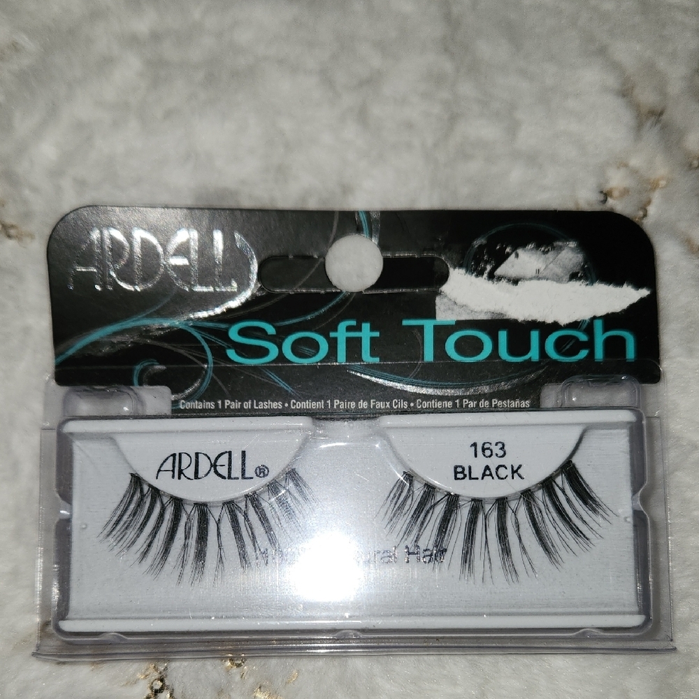 Ardell Soft Touch 163 Black Lashes
